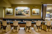 Hotel Pirineos Figueres by Pierre & Vacances - bar