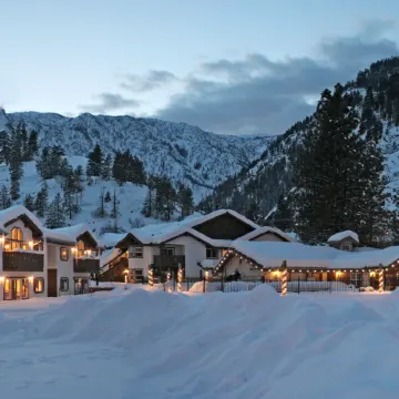 Icicle Village Resort