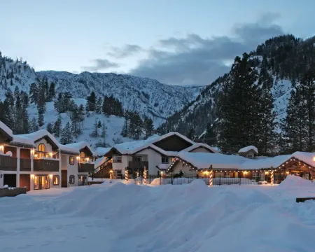 冰凌小鎮度假村 奇蘭縣酒店