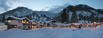 Icicle Village Resort Hotels in 