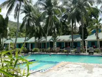 Redang Bay Resort - Beach