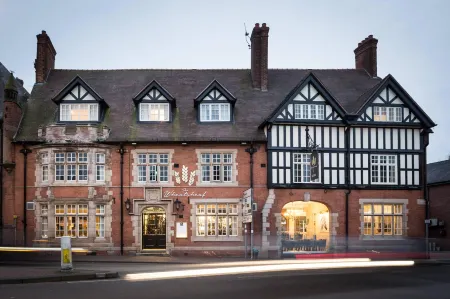 The Wheatsheaf Hotel, Sandbach Отели в г. Конгльтон
