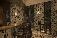 The Sukhothai Shanghai - 5-Star
