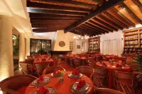 Hotel Boutique la Casa Azul - breakfast