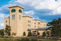 La Quinta Inn & Suites by Wyndham Austin - Cedar Park Hôtels à : Cedar Park