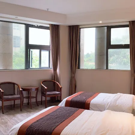 Pengxi Sunshine Business Hotel