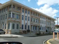 Hotel Meryland Hotel dekat Pipeline road inside