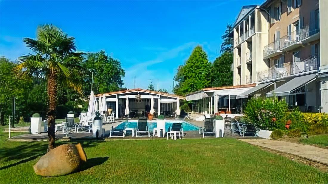 Brit Hotel du Golf Le Lodge-Salies-de-Bearn Updated 2022 Room Price-Reviews  & Deals | Trip.com