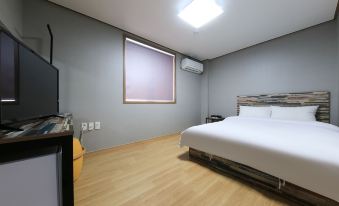 Buyeo Hongsan 3F Motel