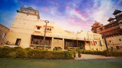 MPT Sheesh Mahal, Orchha Các khách sạn ở Tikamgarh