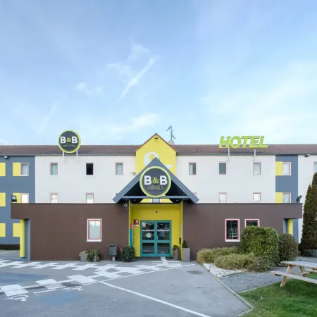 B&B Hotel Calais Centre St Pierre