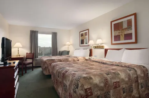 Travelodge by Wyndham Stony Plain