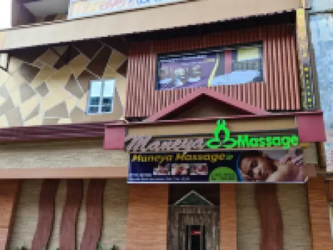 ManeyaHomestay Hotels near Maha Vihara Duta Maitreya Monastery