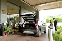 Ramada by Wyndham Jamshedpur - parking