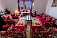 Central Gleneagles Heritage Resort -The Mall Road Darjeeling - Pensions