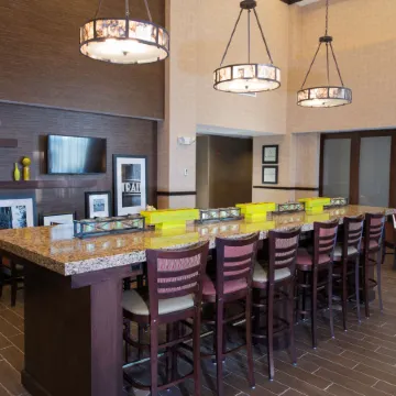 Hampton Inn & Suites Bismarck/Northwest