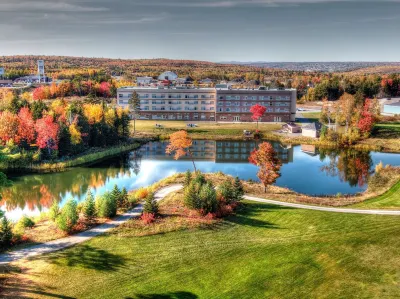 Radisson Kingswood Hotel & Suites, Fredericton Hotels in der Nähe von Kings Place Mall