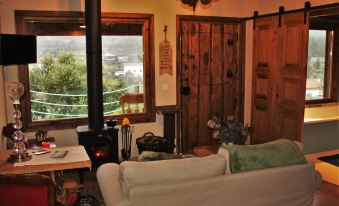 Toca Dos Lobos - Ecological Cabin