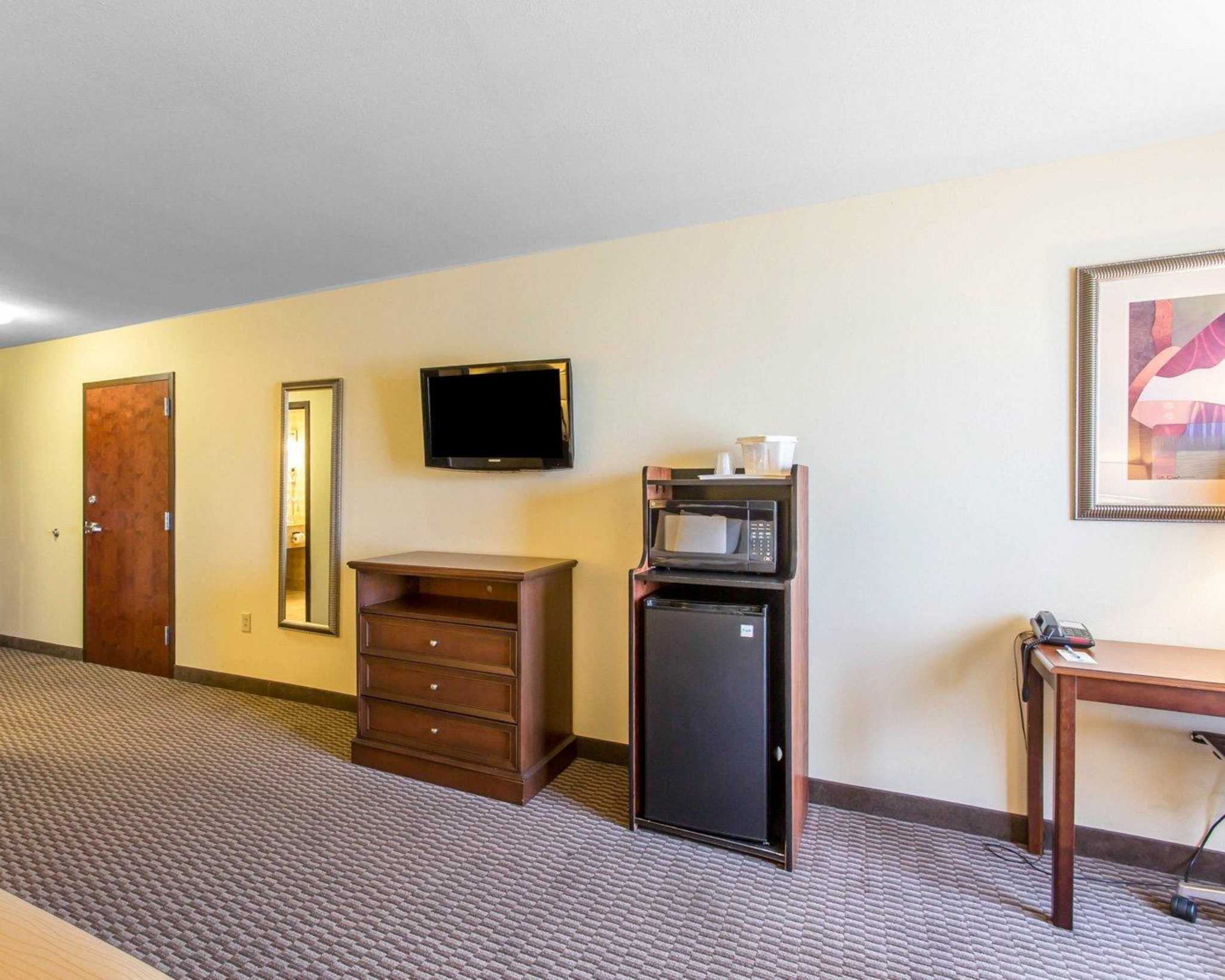 Comfort Inn & Suites Madisonville