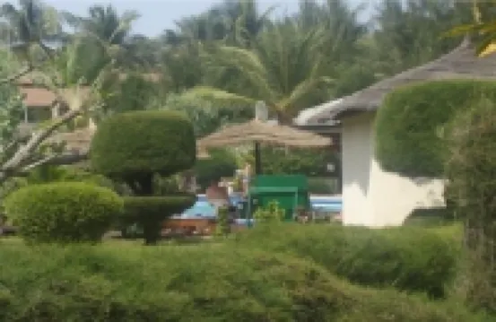 Holiday Beach Club Hotel