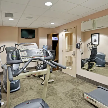 Holiday Inn & Suites SURREY EAST - CLOVERDALE by IHG