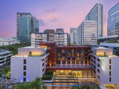 Holiday Inn Express BANGKOK SATHORN by IHG