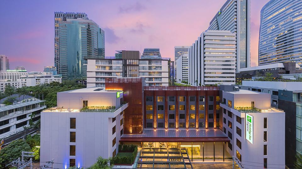 Holiday Inn Express BANGKOK SATHORN by IHG