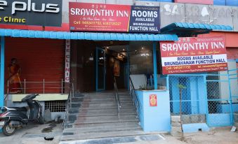 Sravanthy Inn