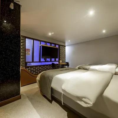 Gimje Wiz Drive-IN Hotels in de buurt van Gimje Station