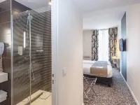 Holiday Inn Paris Opéra - Grands Boulevards Hotels near Bourse