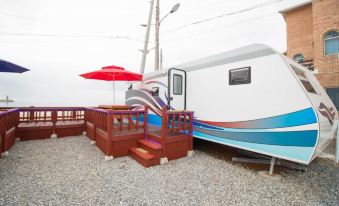 Taean Seascape Caravan Glamping