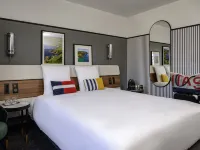 Hôtel Mercure Caen Centre Port de Plaisance Các khách sạn gần Stade de la Fossette