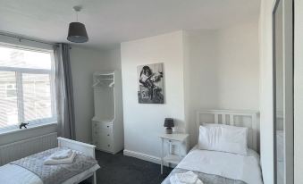 Lily's Apartment 1, 2 Bed Flat in Northumberland - Housity