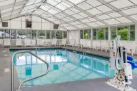 Quality Inn & Suites Maggie Valley - Cherokee Area Hotels in Haywood County
