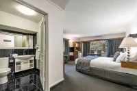 Quality Hotel Colonial Launceston Hotels in East Launceston