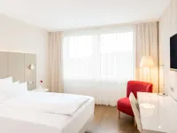 NH Collection Köln Mediapark Hotels near Nippes