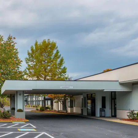 Clarion Inn Belle Vernon