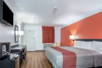 Motel 6 Marshall, TX - 2-Star