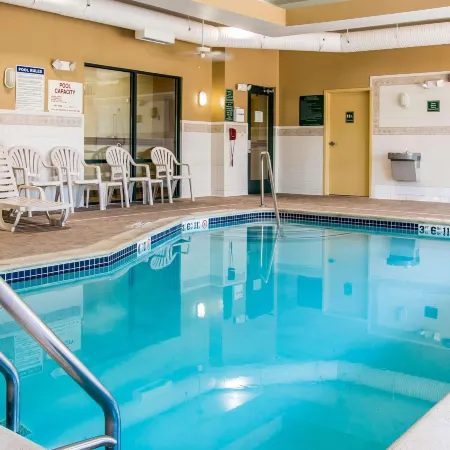 Comfort Suites