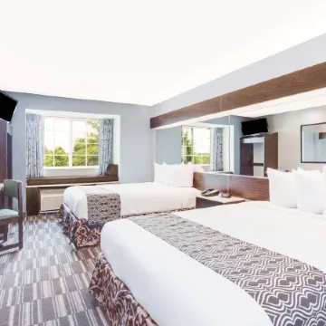 Microtel Inn & Suites by Wyndham Columbus North