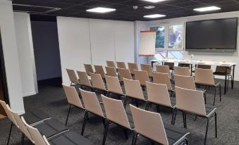 Zenith Hotel Caen - Housity