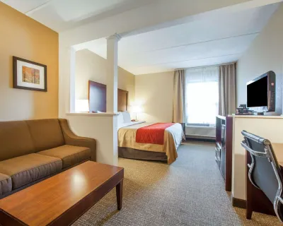 Comfort Inn at Royal Blue Hotels in Pioneer