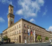 Holiday Inn Express FÜRTH Hotels near Woolworth