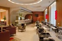725 Continental Hotel