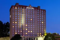 Sheraton Suites Galleria-Atlanta Hotels near East Point Library