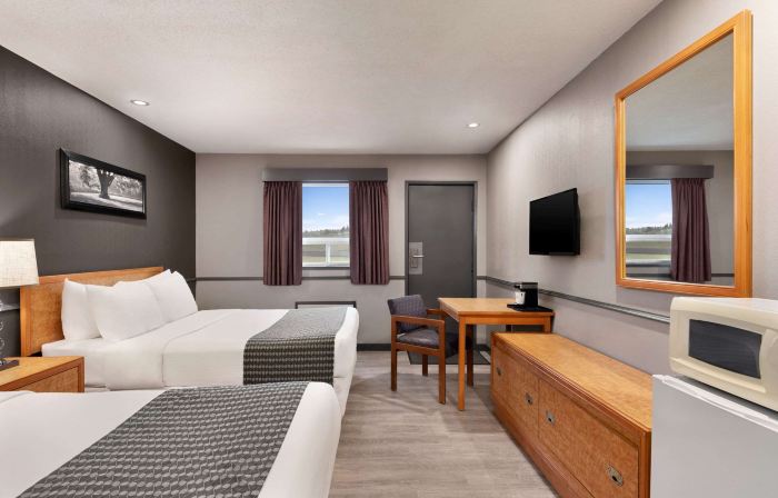 Travelodge by Wyndham Brandon