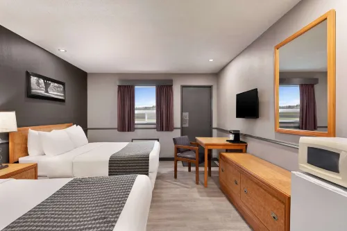 Travelodge by Wyndham Brandon Hotel a Brandon