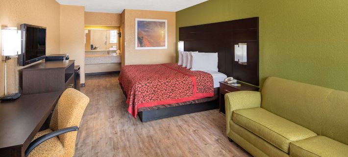 Days Inn by Wyndham Tupelo Hotels in Lee County