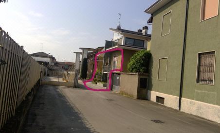 B&B Magenta - Housity
