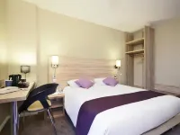 Kyriad Auray - Carnac Hotels in Plumergat